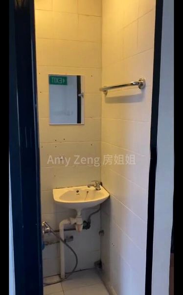 Shop / Shophouse for Sale: Residential & Commercial Shophouse in Little India, a Prime Location with High Footfall - Image 3