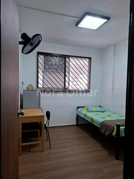 Room (HDB) for Rent in  745 Jurong West Street 73 - Image 1