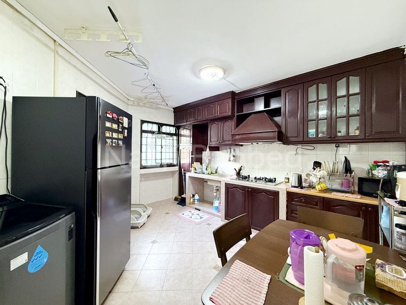 5 Room (5I) HDB for Sale in 667C Jurong West Street 65 - Image 9