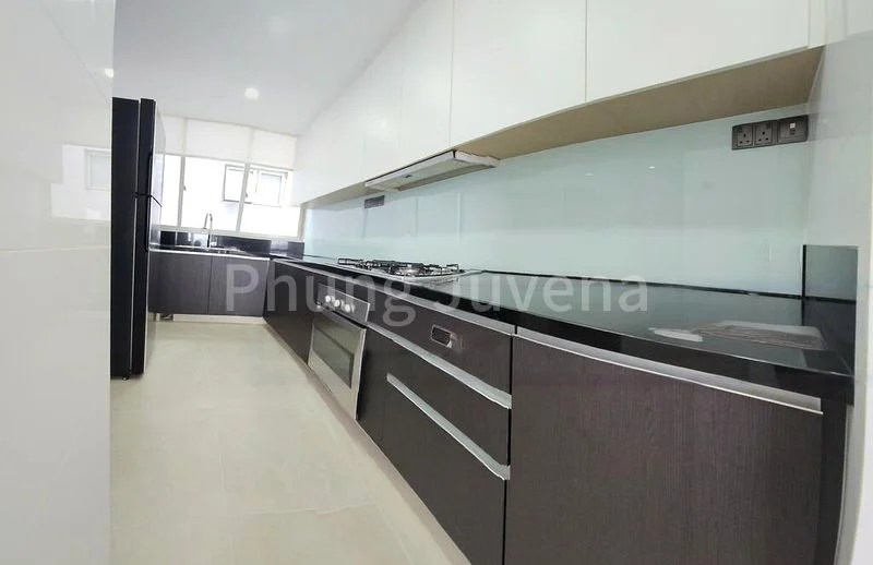 4 Bed Condo for Rent in Riveredge - Image 13