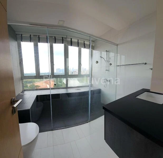 4 Bed Condo for Rent in Riveredge - Image 10