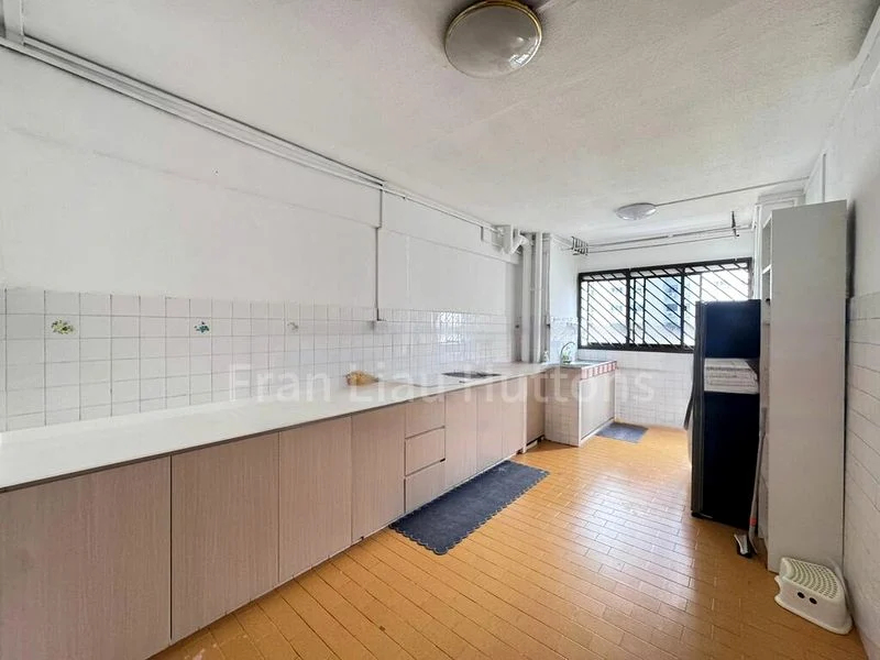 3 Room (3STD) HDB for Rent in  111 Tampines Street 11 - Image 5