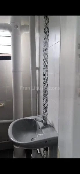 3 Room (3STD) HDB for Rent in  111 Tampines Street 11 - Image 7