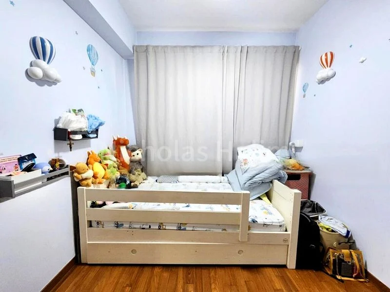 2 Bed Condo for Sale in Stirling Residences - Image 4