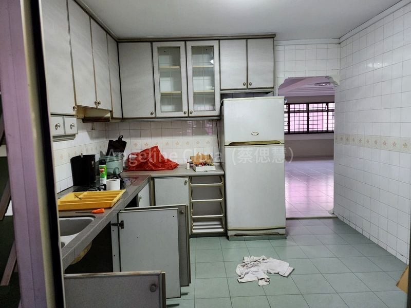 Common Room (HDB) for Rent in  755 Pasir Ris Street 71 - Image 2