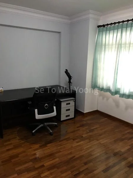 4 Room (4NG) HDB for Rent in  721 Tampines Street 71 - Image 3