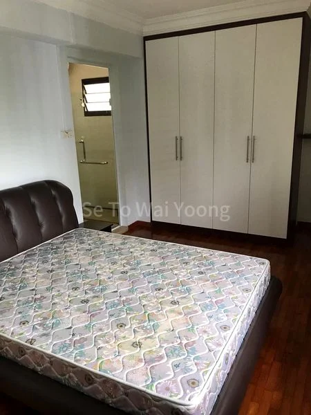 4 Room (4NG) HDB for Rent in  721 Tampines Street 71 - Image 4