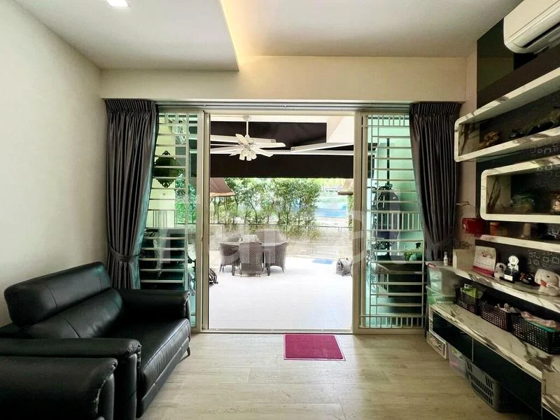 3 Bed Condo for Rent in  Fontaine Parry - Image 2