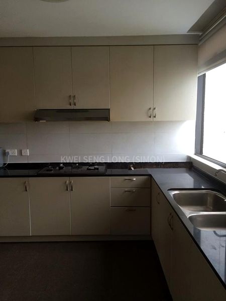 4 Bed Condo for Rent in  The Sovereign - Image 6