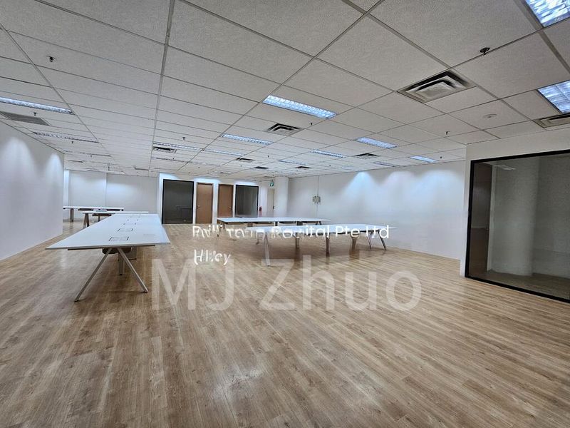 Office for Rent: Great Unit at Collyer Quay Centre - Image 3