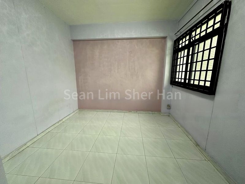 4 Room (4A) HDB for Rent in 896B Woodlands Drive 50 - Image 6
