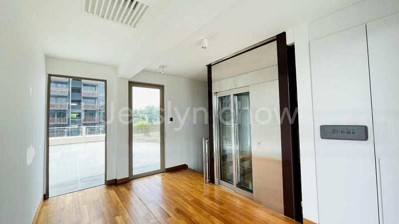 5 Bed Bungalow (Landed) for Sale in  Sunset Heights - Image 6