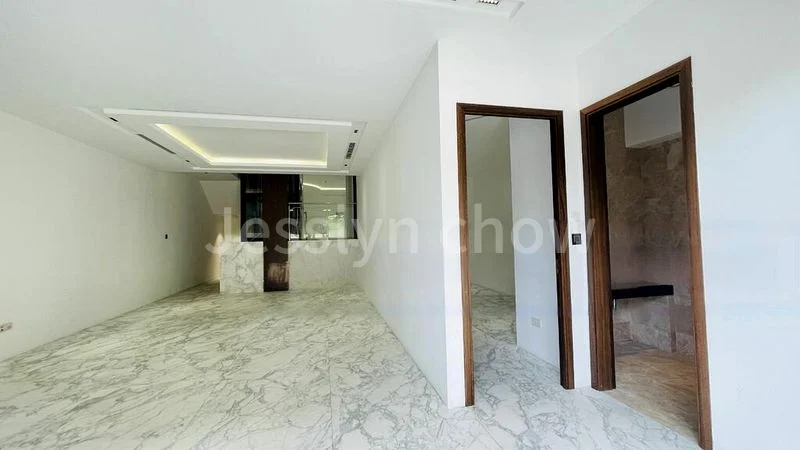 5 Bed Bungalow (Landed) for Sale in  Sunset Heights - Image 16