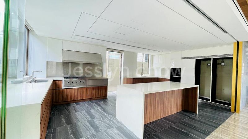 5 Bed Bungalow (Landed) for Sale in  Sunset Heights - Image 17