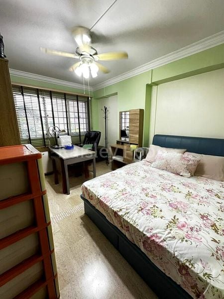 Executive HDB for Sale in  560 Hougang Street 51 - Image 6