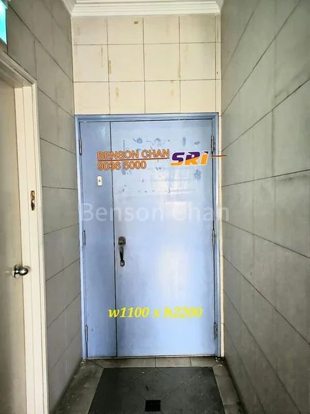 Warehouse for Rent: Tai Seng MRT, 6 mins walk, upper floor unit with own toilet & front/back loading entrance - Image 1