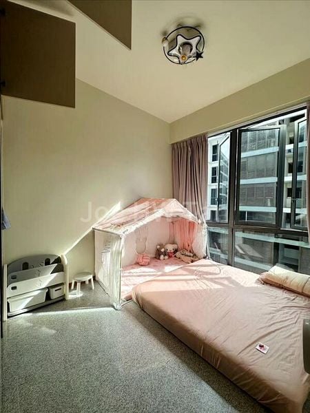 2 Bed Condo for Sale in  Watertown - Image 2