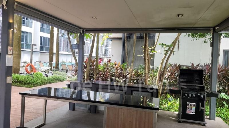 2 Bed Condo for Sale in  Watertown - Image 8