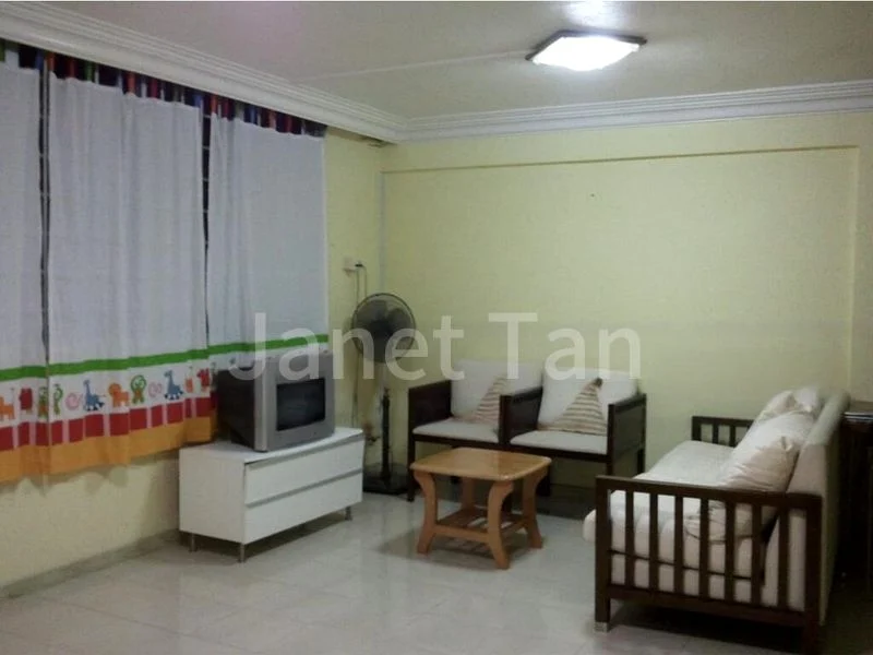 Master Room (HDB) for Rent in 332 Serangoon Avenue 3 - Image 1