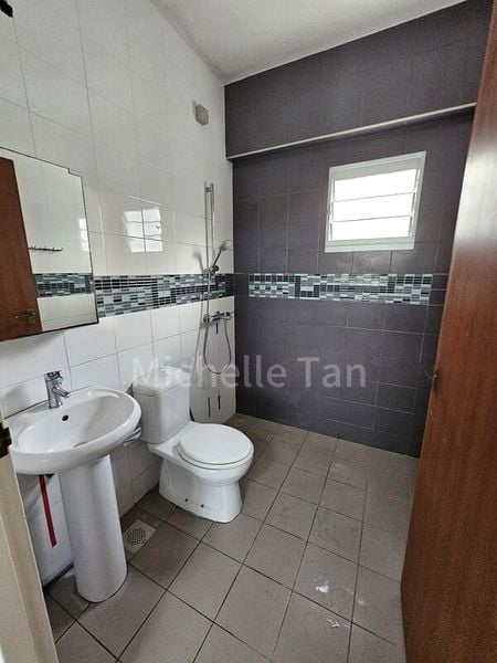 3 Room (3A) HDB for Rent in  208B Punggol Place - Image 5