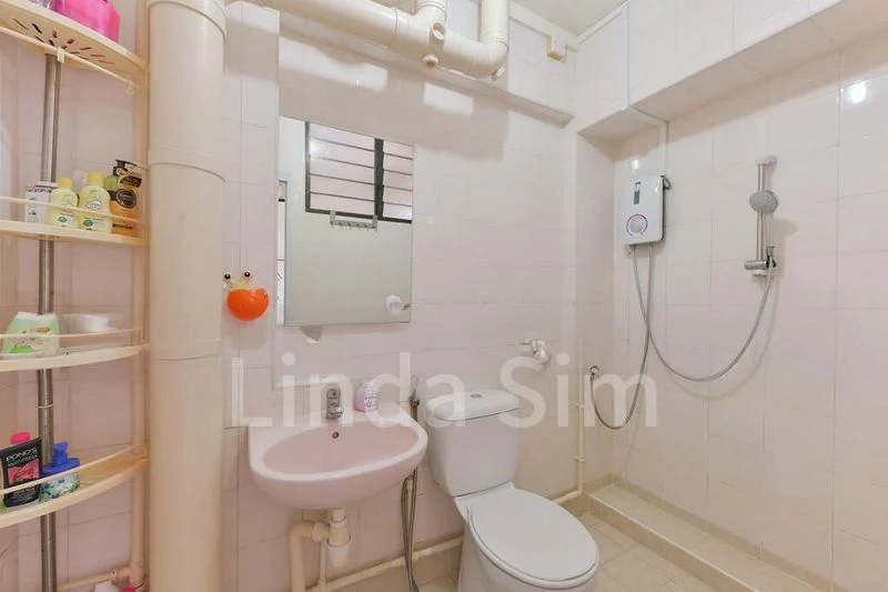 4 Room (4A) HDB for Sale in  714 Tampines Street 71 - Image 9