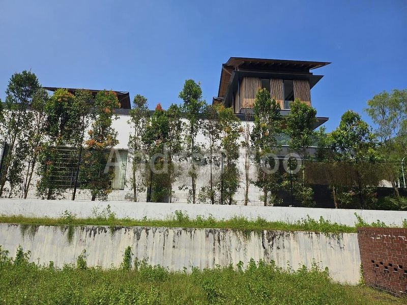 8 Bed Bungalow (Landed) for Sale in  Venus Drive - Image 6