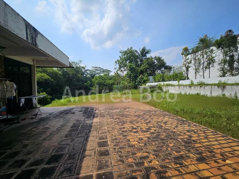 8 Bed Bungalow (Landed) for Sale in  Venus Drive - Image 3