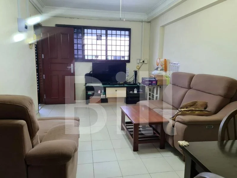 3 Room (3A) HDB for Rent in  303 Yishun Central - Image 3