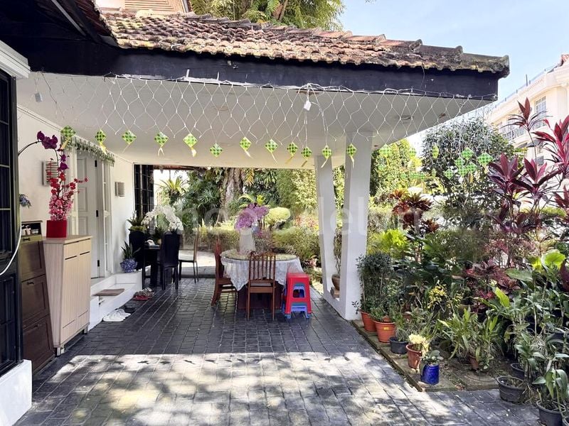 3 Bed Bungalow (Landed) for Sale in  Plymouth Avenue - Image 2