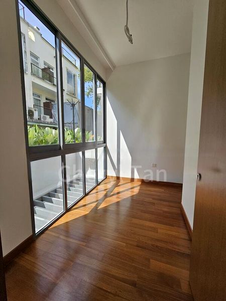 5 Bed Cluster House (Landed) for Sale in Greenwood Mews - Image 8