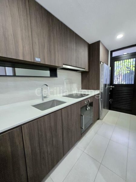 4 Bed Cluster House (Landed) for Sale in  Kent Ridge Hill Residences - Image 4