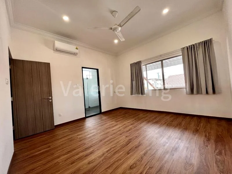 5 Bed Corner Terrace (Landed) for Sale in  Lim Tua Tow Road - Image 9