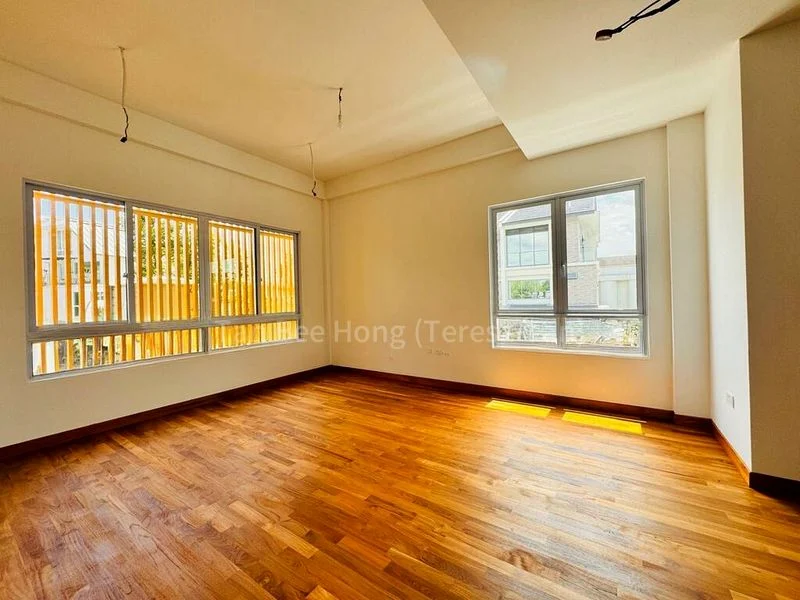 5 Bed Semi-Detached House (Landed) for Sale in  Tanah Merah Besar Road - Image 8