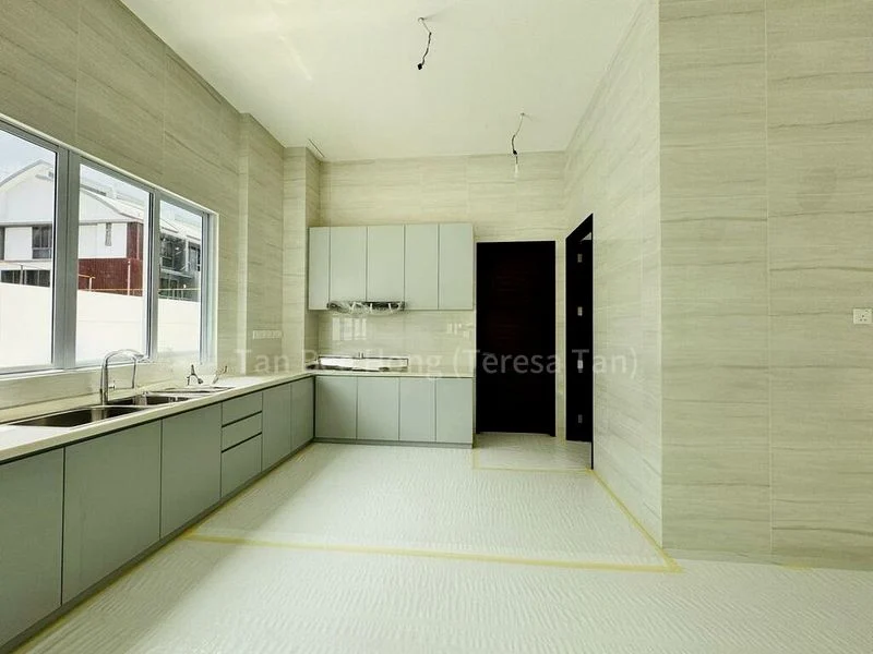 5 Bed Semi-Detached House (Landed) for Sale in  Tanah Merah Besar Road - Image 7