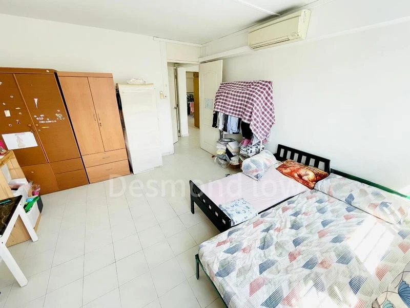 5 Room (5I) HDB for Rent in  842 Tampines Street 82 - Image 8