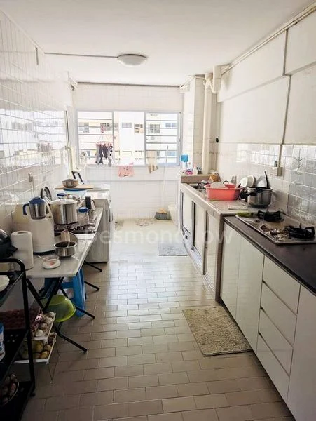 5 Room (5I) HDB for Rent in  842 Tampines Street 82 - Image 15