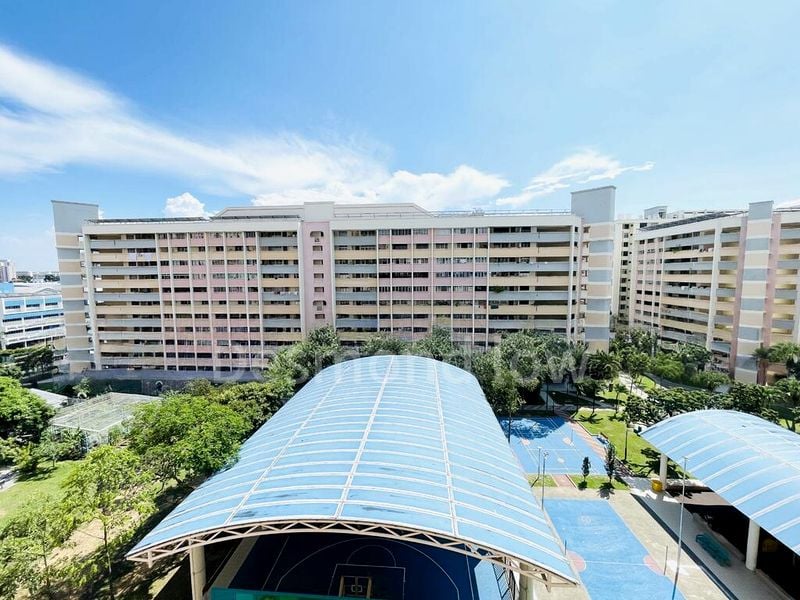 5 Room (5I) HDB for Rent in  842 Tampines Street 82 - Image 7