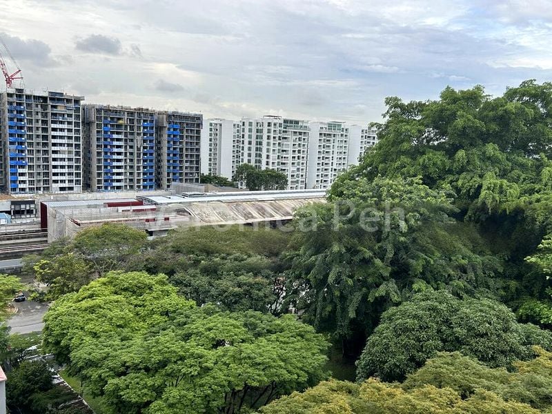 5 Bed Condo for Rent in  Grandeur Park Residences - Image 4