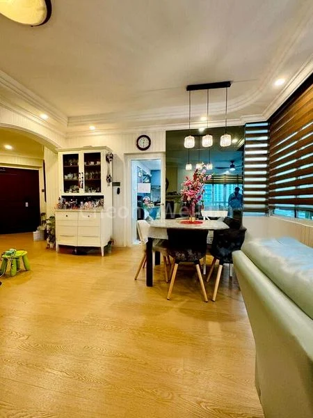 3 Bed Condo for Sale in  Maysprings - Image 4