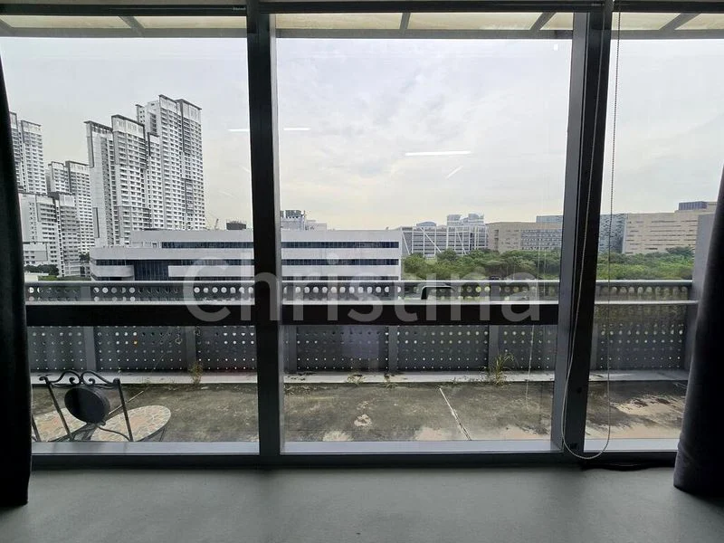 Light Industrial (B1) for Sale: One Commonwealth - Image 1