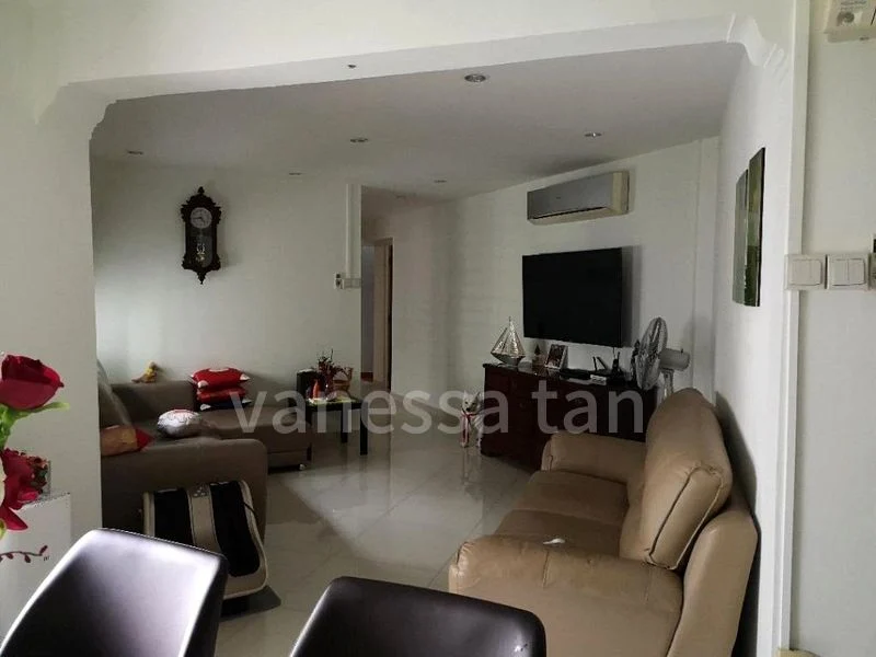 Master Room (HDB) for Rent in 63A Lengkok Bahru - Image 7
