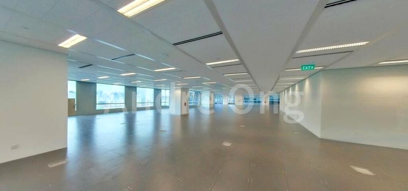 Office for Rent: Capital Tower - Image 2