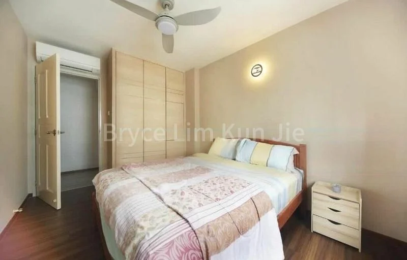 Room (HDB) for Rent in  271A Jurong West Street 24 - Image 1