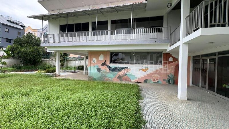 5 Bed Bungalow (Landed) for Sale in  Hillside Drive - Image 4