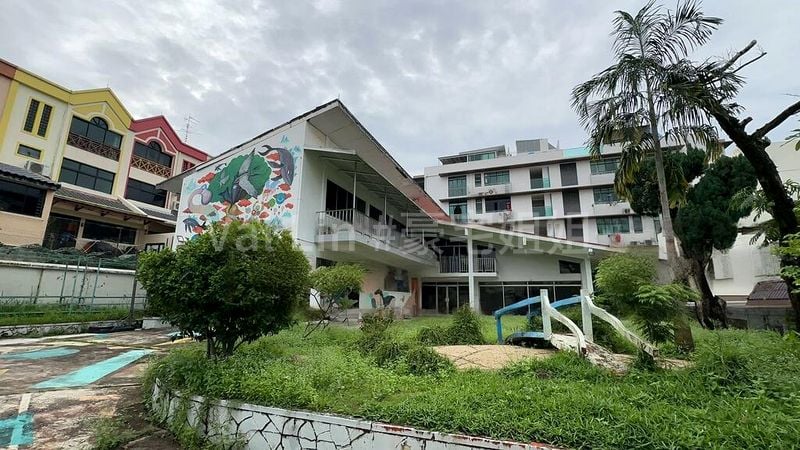 5 Bed Bungalow (Landed) for Sale in  Hillside Drive - Image 2