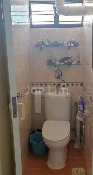 Common Room (HDB) for Rent in  20 Marine Terrace - Image 4