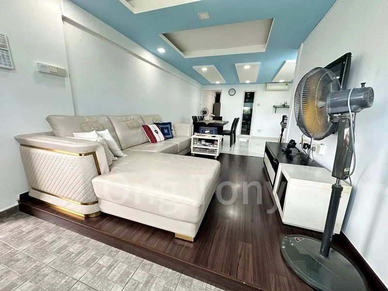 4 Room (4A) HDB for Rent in 137 Yishun Ring Road - Image 11