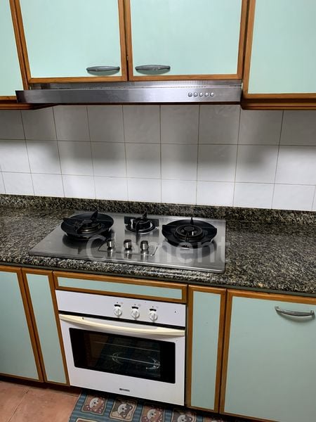 3 Bed Condo for Rent in  Seletaris - Image 16
