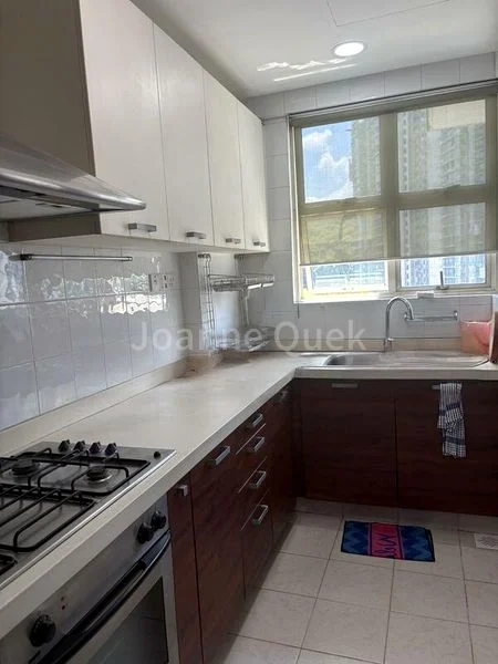 2 Bed Condo for Rent in  Hillington Green - Image 6