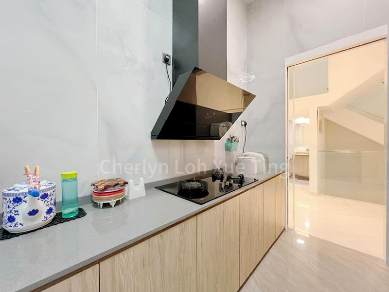 7 Bed Semi-Detached House (Landed) for Sale in Ang Mo Kio Street 13 - Image 13
